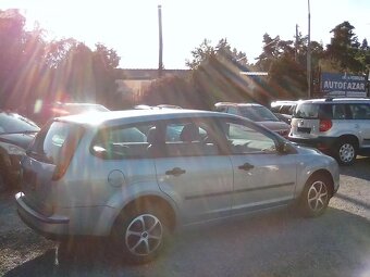 Ford Focus, 1.6i 16V combi, 4x kola navíc - 8