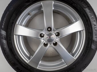 Ford Kuga - 17" alu kola - Zimní pneu - 8
