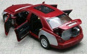 Modely 1:24 rozprodám sbírku nádherných Mercedesů v kovu - 8