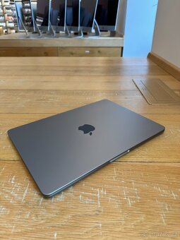 TOP APPLE MACBOOK AIR 13,6 M2 8GB 512 GB SSD - ZÁRUKA FA - 8