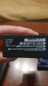 prodám galaxy S22 ,8gb ram ,128 interní paměť. - 8