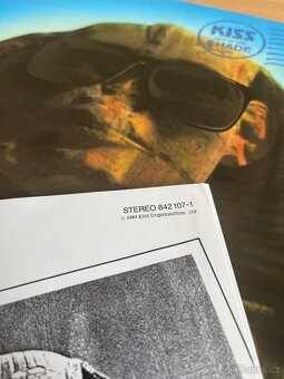KISS – Hot In The Shade - 8