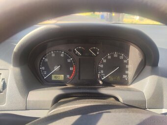 Fabia 1.2 MPI - 8
