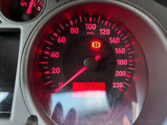 Seat Ibiza Sport 3.dv. 1,4MPI 74kW - 8