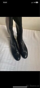 Krásné černé celé kožené kozačky - 8