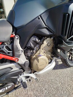 Ducati Multistrada V4 S, ČR, 1. MAJITEL, VÝBAVA, SERVIS - 8