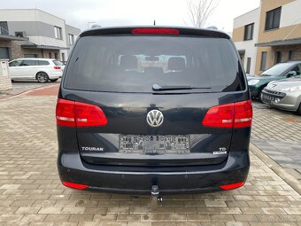 VW Touran 1.6 TDI, DSG, r.v. 2015, nová STK, tažné, Webasto - 8