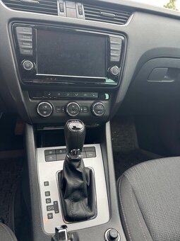 Škoda Octavia 3 2.0 110kw DSG - 8