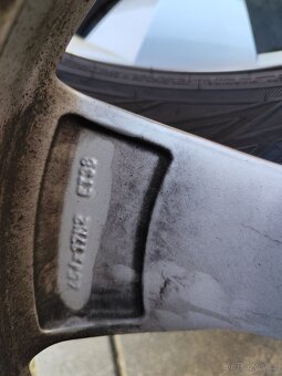 Sadu zimních kol Nokian 215/65R17,5x112 - 8