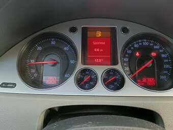 VW Passat b6 1.9 TDI - 8