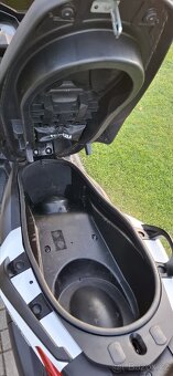 Yamaha MBK 125 (X-max ) - 8