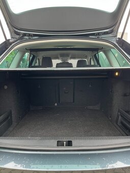 SKODA OCTAVIA 1.6 STYLE DSG 157t.km - 8