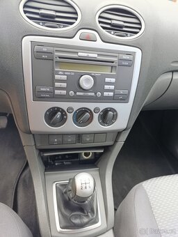 FORD FOCUS KOMBI 1.8/92kw benzín, RV:6/2006, STK:2/2026 - 8