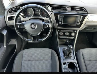 Prodám VW Touran 1.2tsi 81kw naj. 114tis km - 8