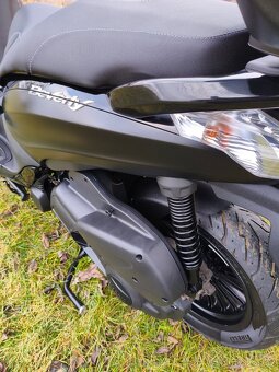 Piaggio Beverly 125i.e - 8