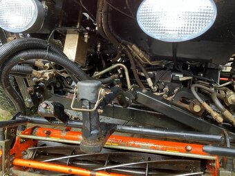 Jacobsen LF550 4WD - 8