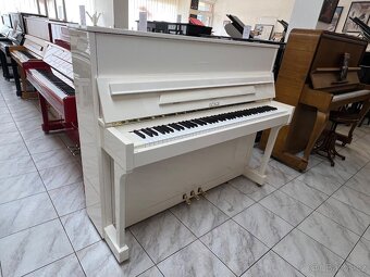 Bílý Petrof mod. 120 - S1 r.v 2006 se zárukou. PRODÁNO - 8