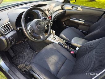 Subaru Forester 2.0i - 8