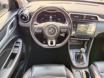MG ZS Luxury 1.5 78kW Manual Full LED 83tkm kam360° Kůže - 8