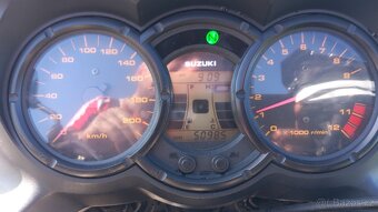 Suzuki DL 650 V-strom - 8