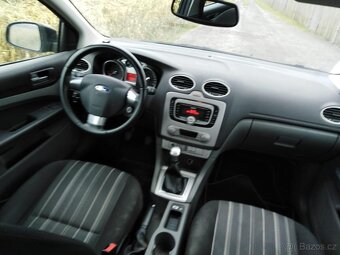 Ford Focus MK2 1,6 benzín sport - 8