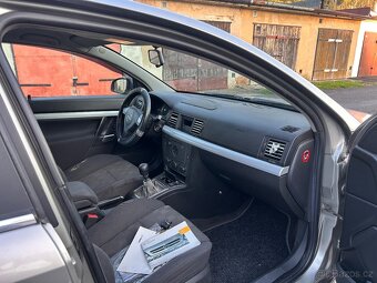 Opel Vectra - 8