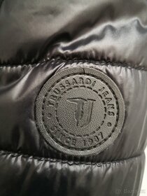 Pánská černá zimní bunda Trussardi Jeans velikost S/46 IT - 8