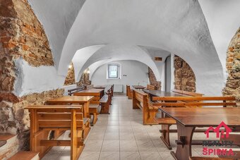 Prodej RD s restaurací Na Kovárně, CP 413 m², Moravská Třebo - 8