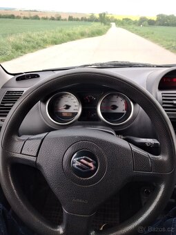 Suzuki Ignis 4x4 r.v.2004 - 8