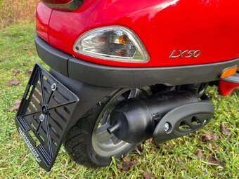 Vespa LX 50 - 8