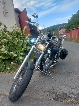 Suzuki Intruder 1400 - 8