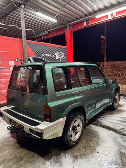 Suzuki Vitara 2.0TD 64 kW - 8