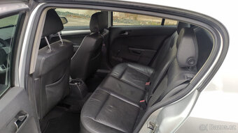 Opel Astra 1.9 CDTI - 8