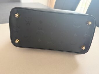 Kabelka MCM s ramenním popruhem – originál - 8