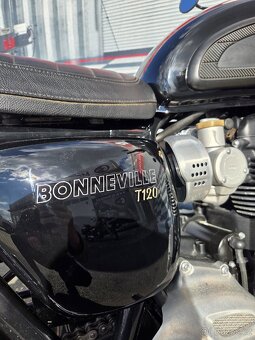 Triumph T120 2022 - 8