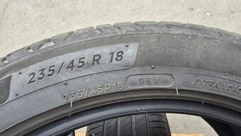Letní pneu 235/45/18 Michelin - 8