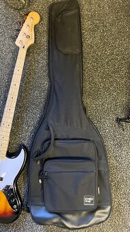 Squier Affinity Jazz Bass - 8