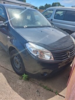 Sandero 1.4i veskere dily - 8