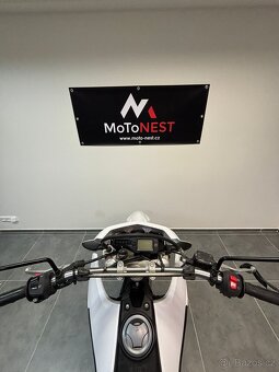 Yamaha WR 125 - 8