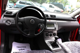 VW Passat - 8