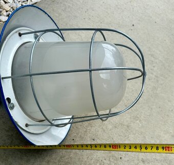 Stará INDUSTRY lampa litina smalt modrá - 8