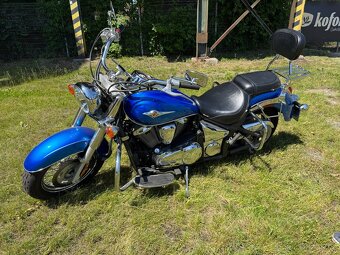 Kawasaki VN900 Classic - 8