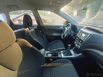 Subaru Impreza - 8