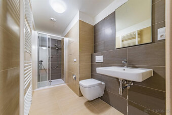 Pronájem moderního 2+kk ve Slavkově u Brna. 56 m2 - 8