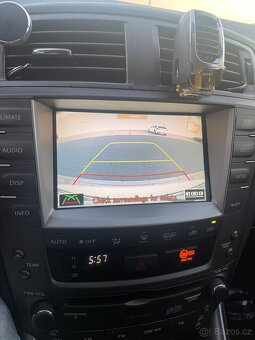 Lexus is220d 2007 - 8