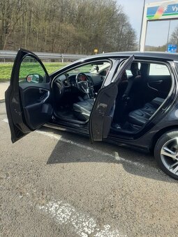 Volvo V40 D2 1.6.tdi 83 kw - 8