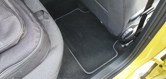 Volkswagen Golf MK8 Variant Textilní koberečky, stav 9/10 - 8