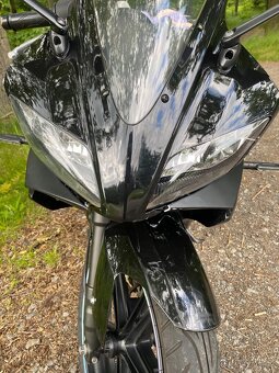 Yamaha yzf r125 - 8
