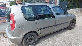 Škoda Roomster - 8