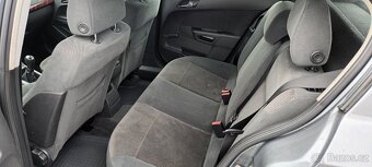 Opel Astra 1.8 16V 2004 - 8